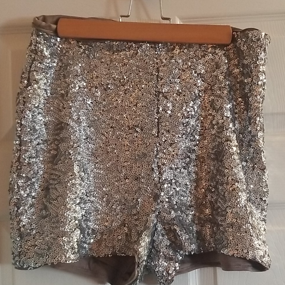 Women shorts